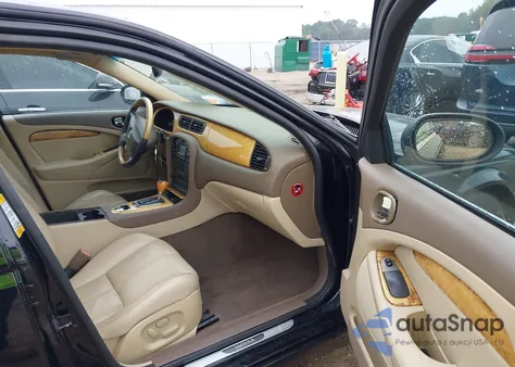 2005 Jaguar S-Type 3.0L V6 from USA, damaged, VIN SAJWA01T05FN33567